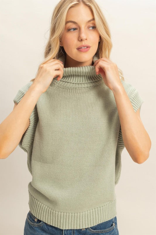 Sleeveless Turtleneck Sweater Top