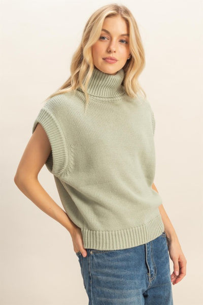Sleeveless Turtleneck Sweater Top