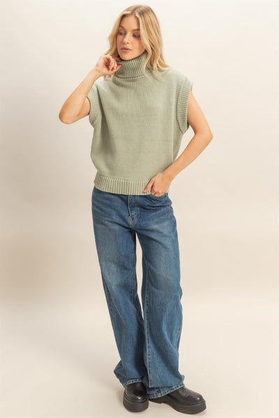 Sleeveless Turtleneck Sweater Top
